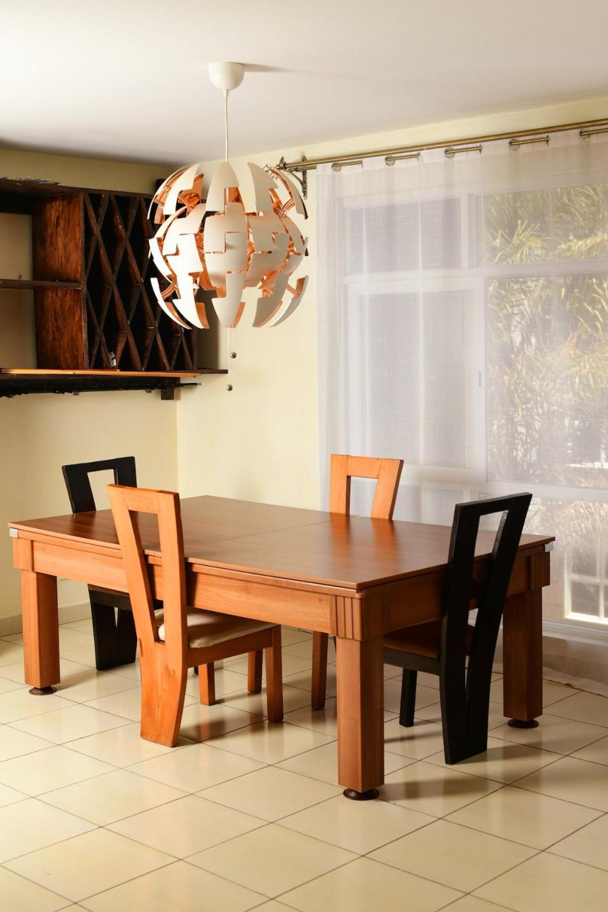 Apartment Stylish & Lavish 3 Bedroom Near Junction Mall *