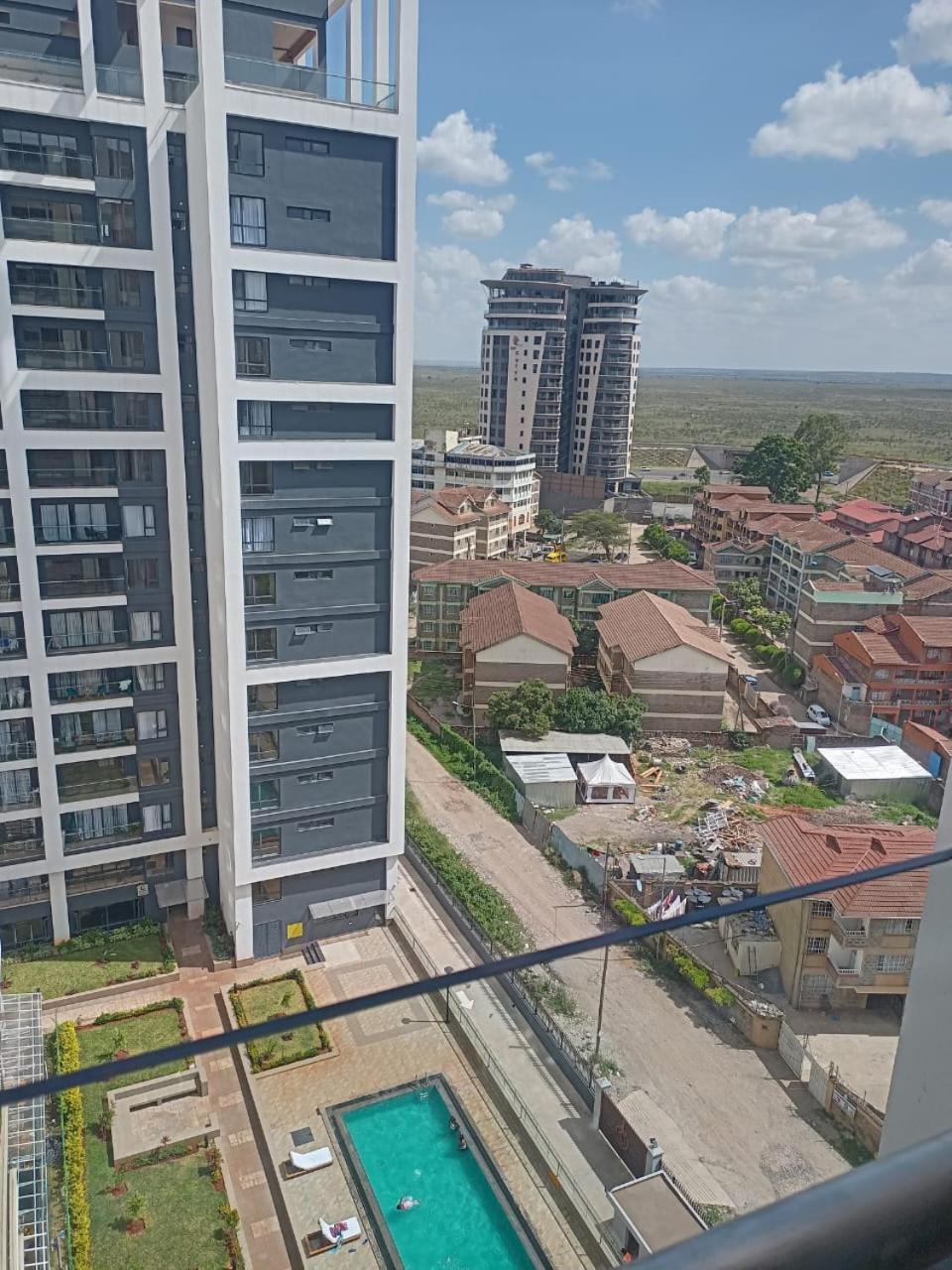 Sereni View - Southpark Apartment