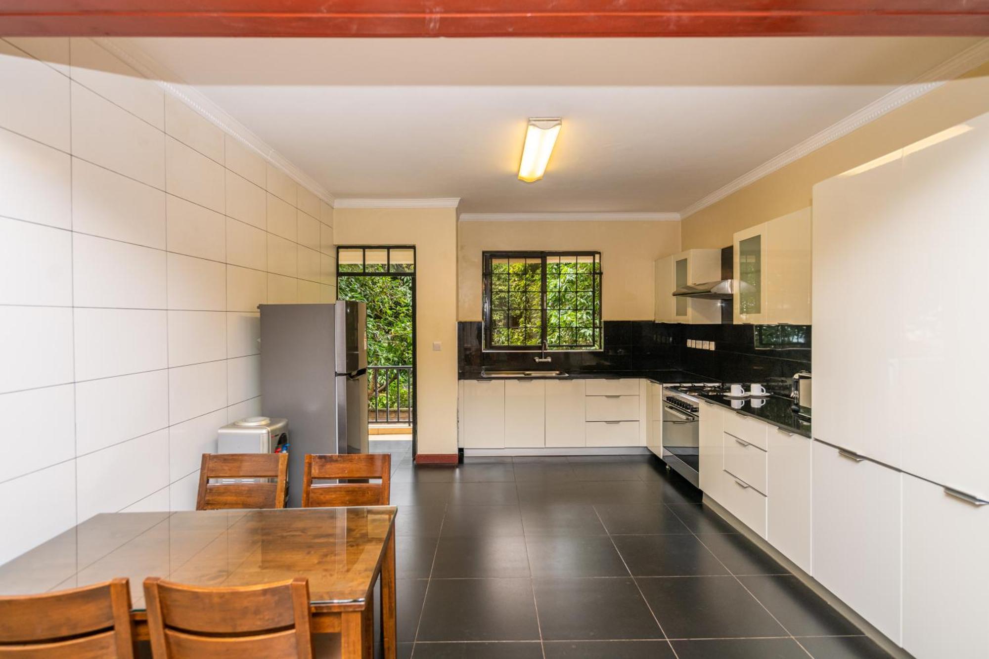Chasewood Park Apartment *