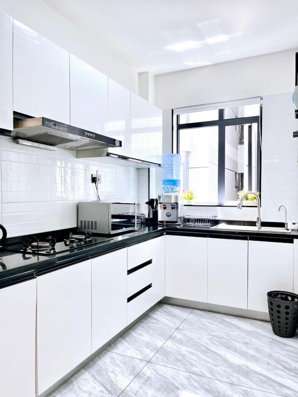 Apartment Staroot Next To Yaya Center Mall-kilimani *