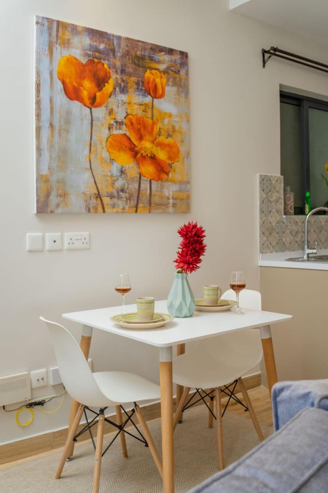Elite Resience 1 Bedroom With Gym& Pool *