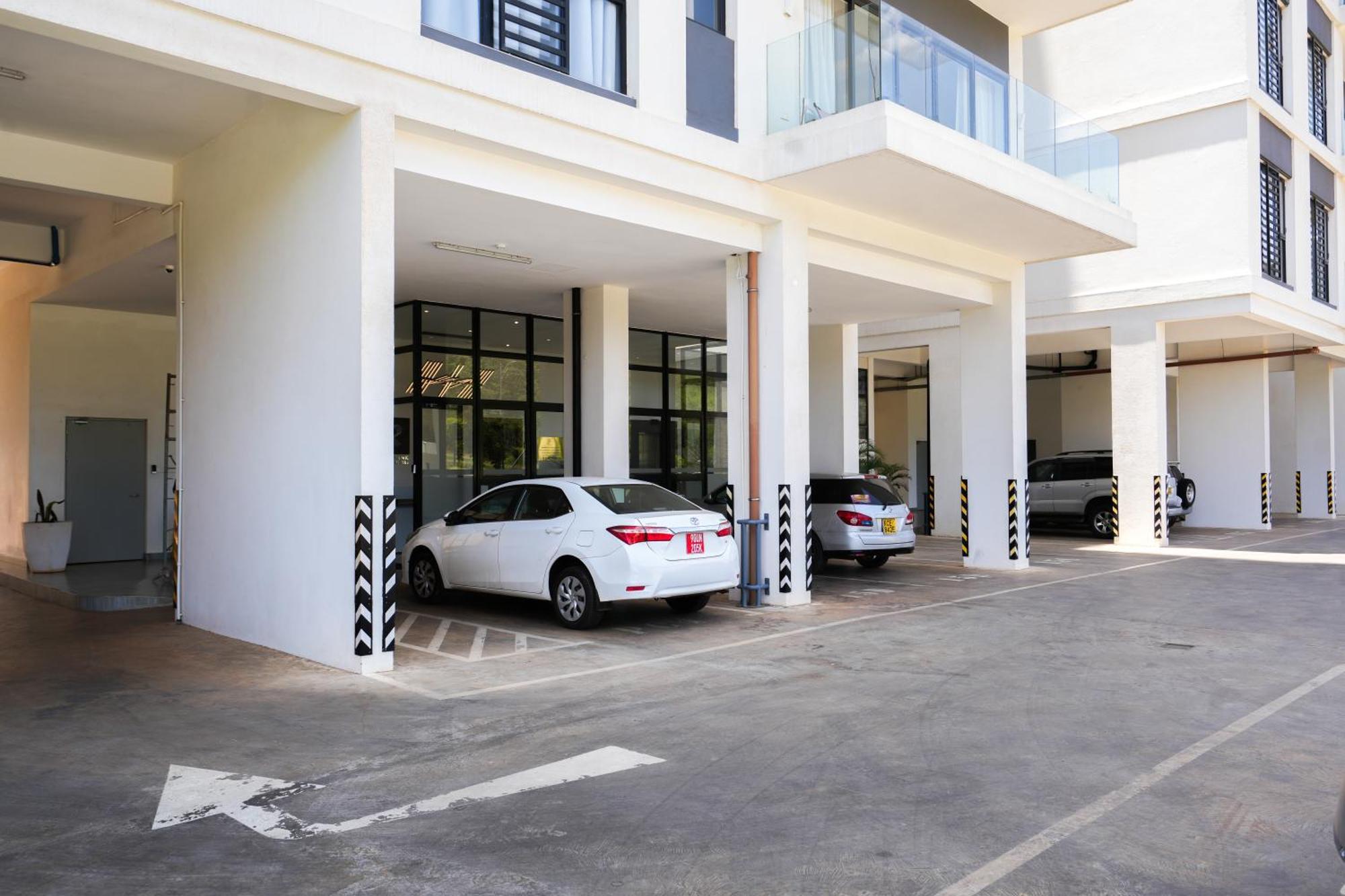 Riverbank One Bedrooms Apartment, Swimming Pool, Gym, Workspace, Db Space Living Apartamento *