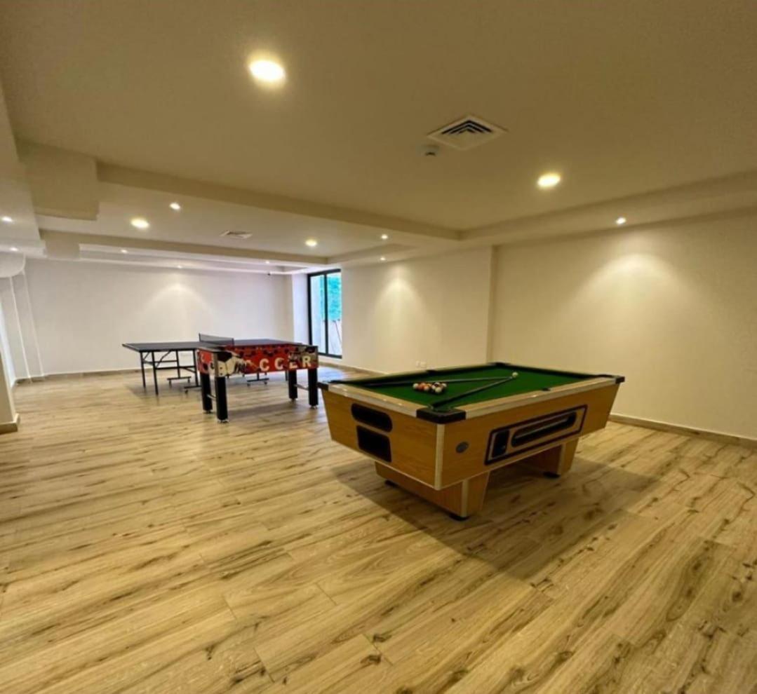 Elite Westlands Near West Gate And Sarit Malls Apartment