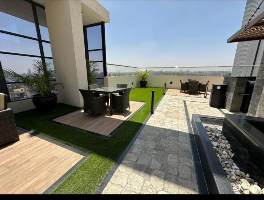 Elite Westlands Near West Gate And Sarit Malls Apartment *