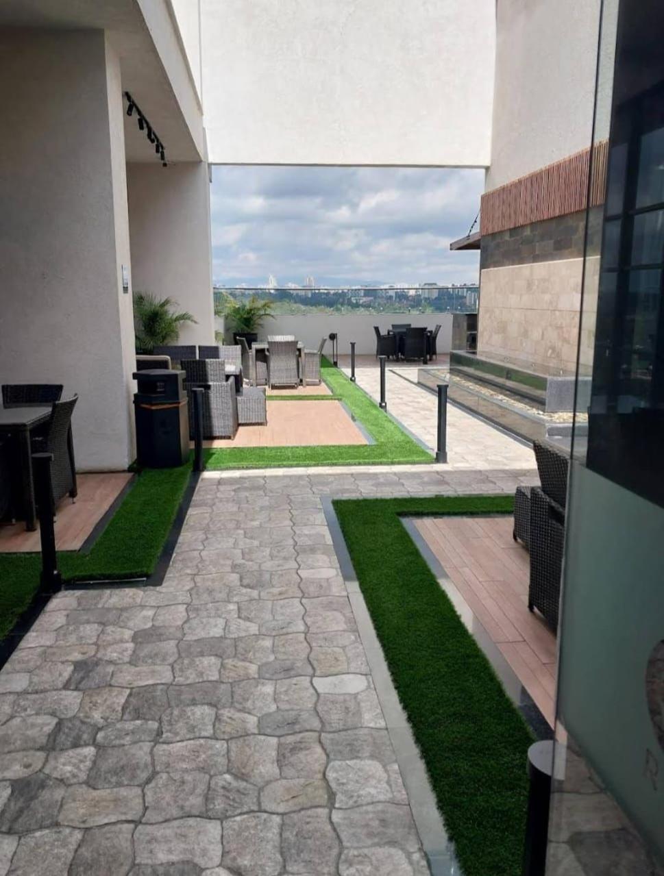 Apartment Elite Westlands Near West Gate And Sarit Malls