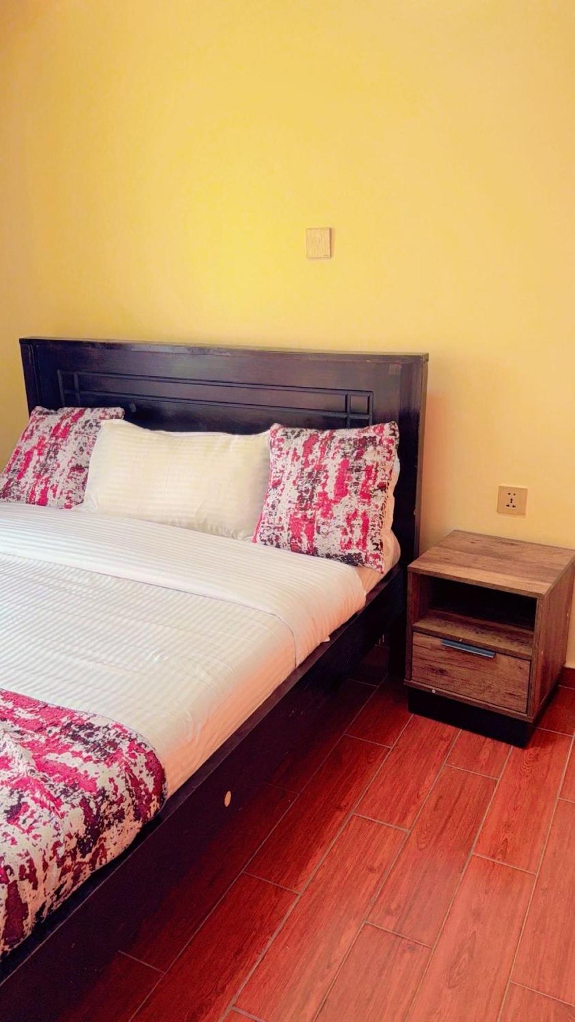 Elegant 2 Bedroom Kileleshwa - Free Netflix, Parking, Superfast Wifi, Views Of Arboretum Nairobi