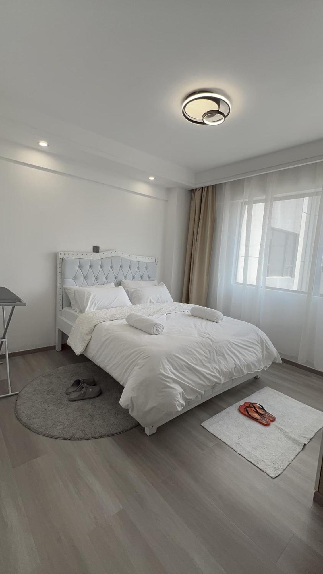 Luxurious 1 Bedroom Retreat In Oasis Lavington Fully Furnished With Amenitie Apartment *
