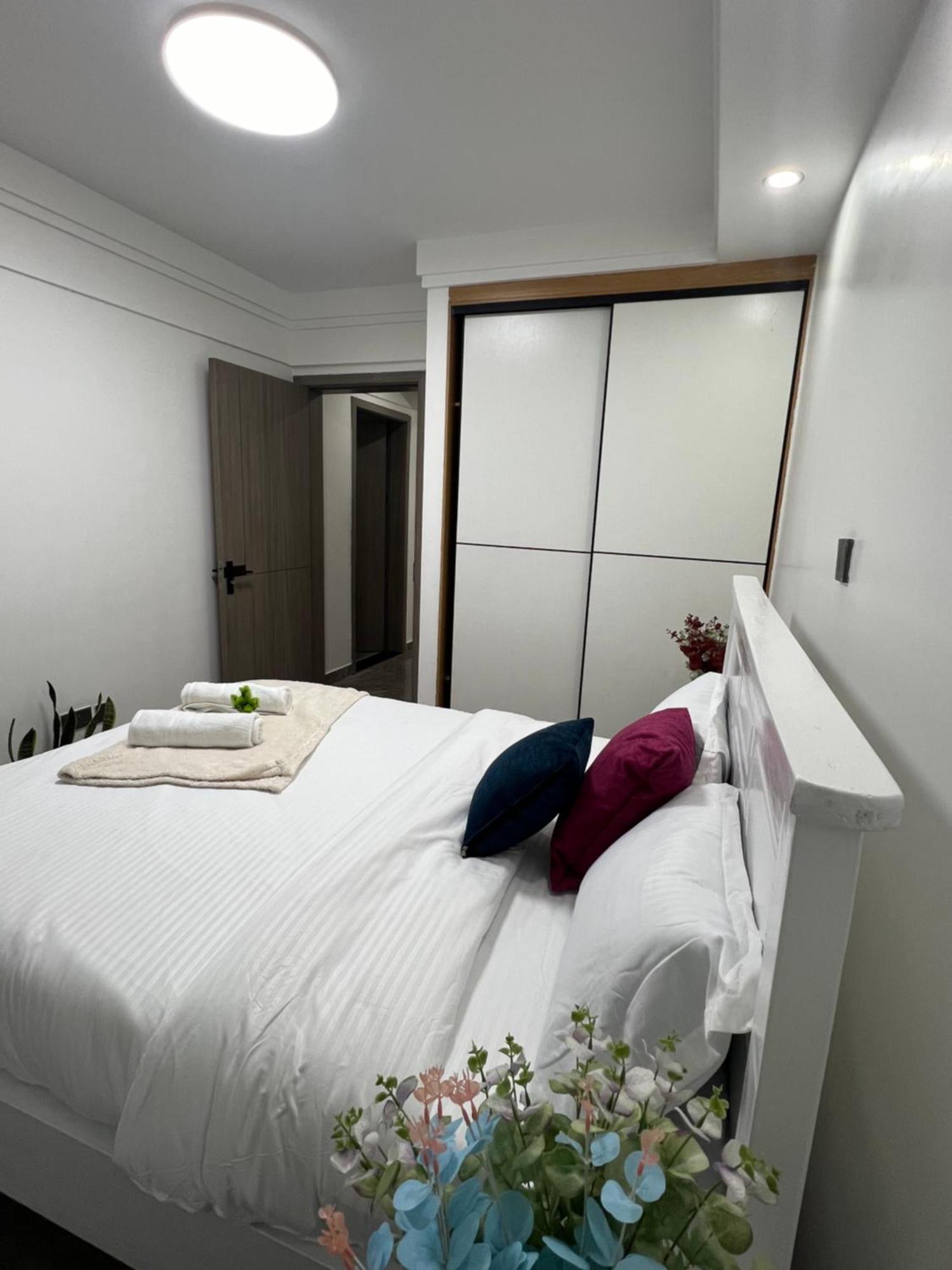 Modern 2br Ensuite With King Bed In Kilimani * Nairobi