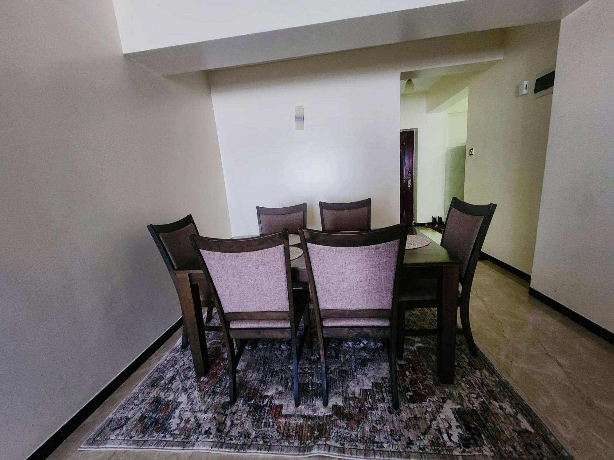 Kilimani Quiet Skynest Homestay *