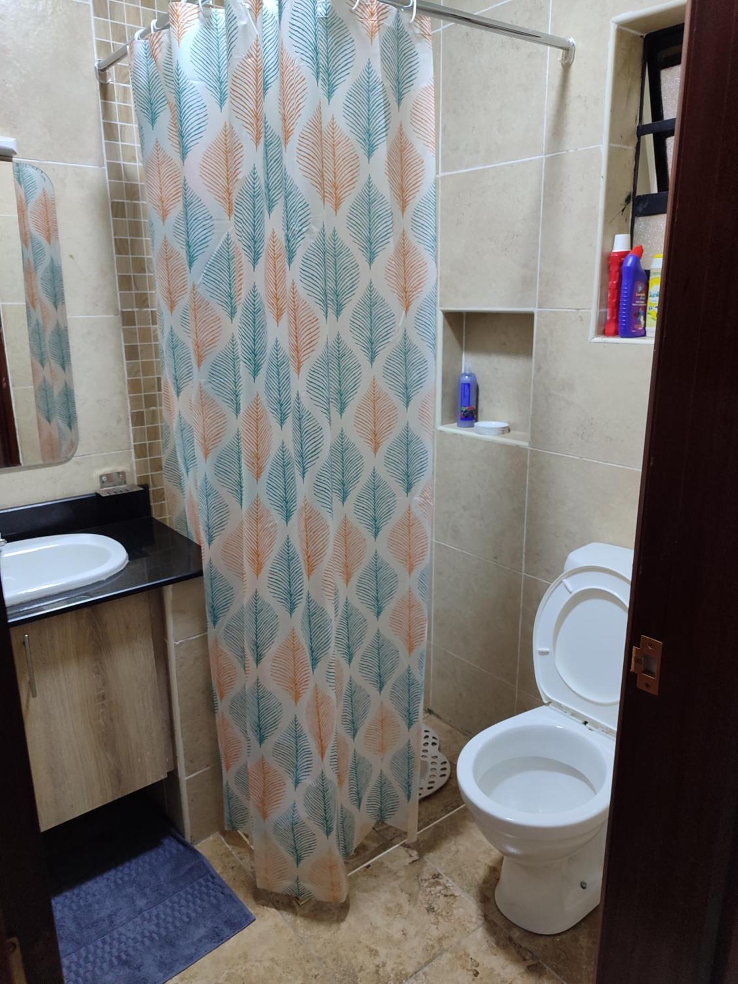 Urban Haven-secure &cozy Stay-stylish Near Jkia,wilson& Sgr S