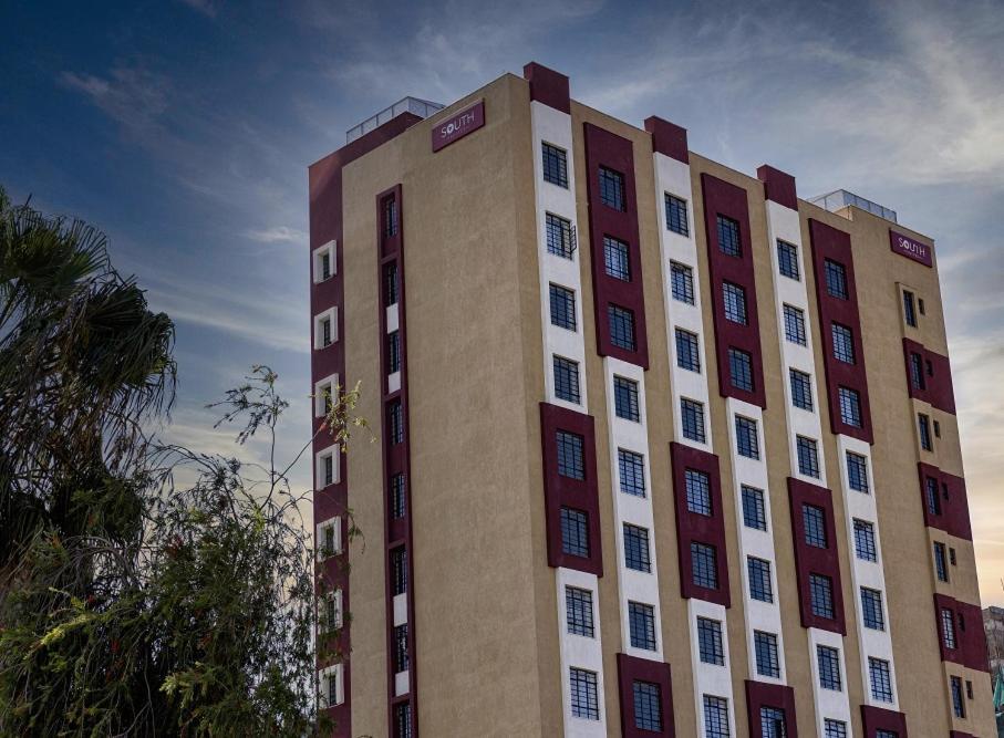Urban Haven-secure &cozy Stay-stylish Near Jkia,wilson& Sgr S Apartment *