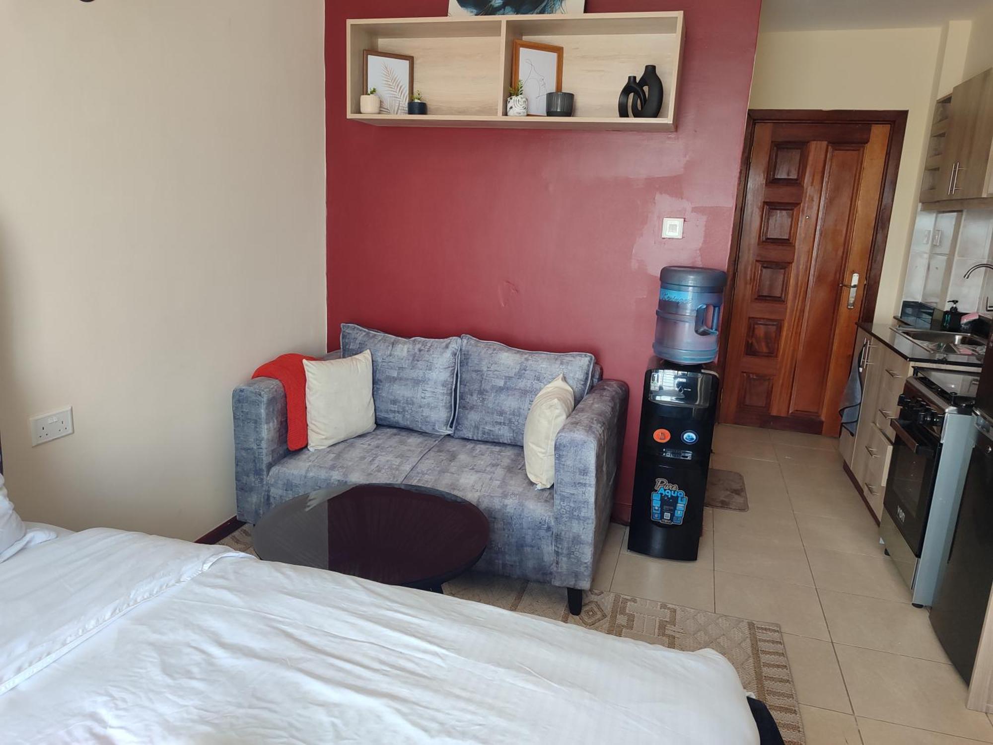Urban Haven-secure &cozy Stay-stylish Near Jkia,wilson& Sgr S