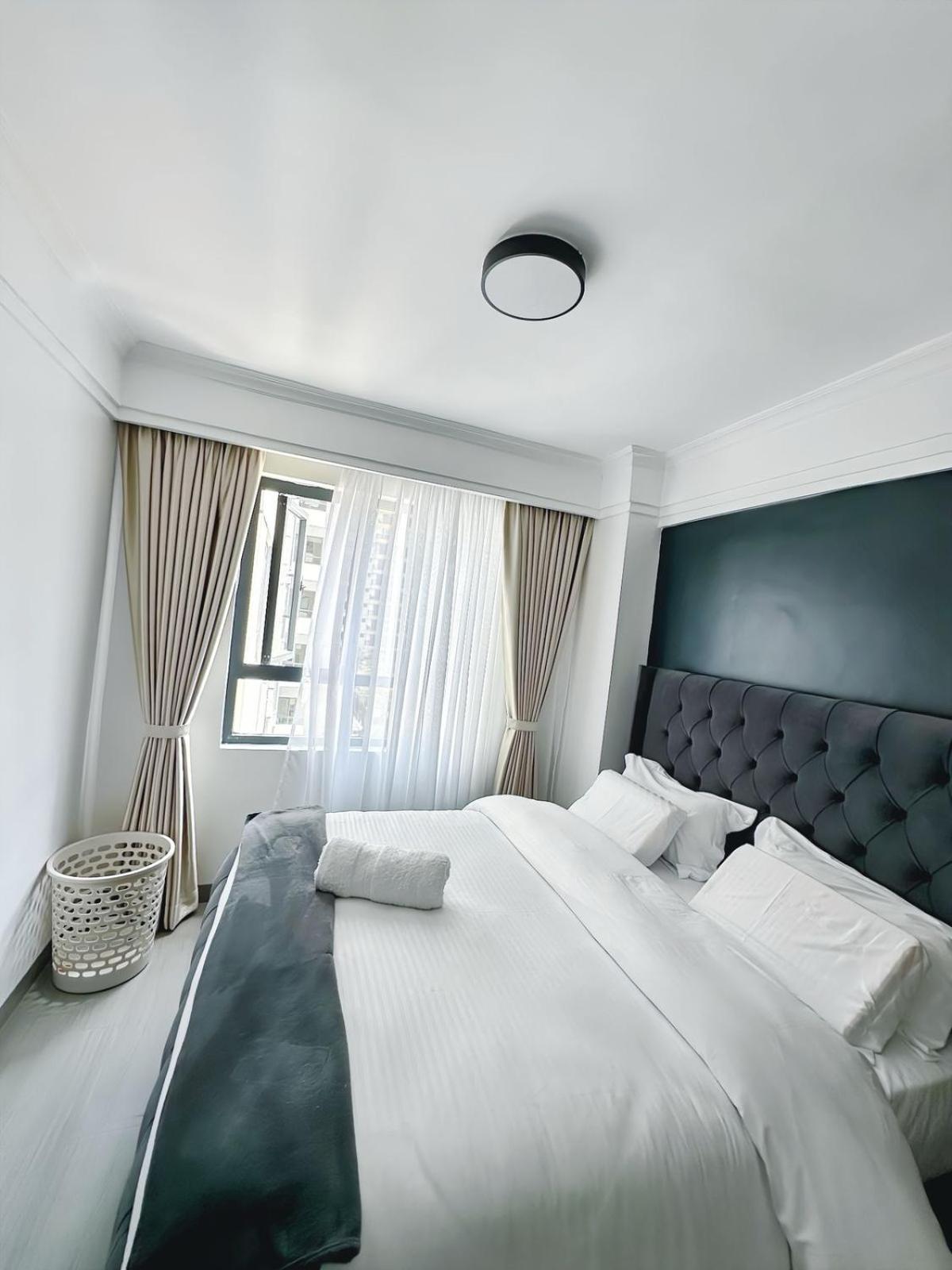 Apartment Serenity Stays, Modern 2-bedroom Near Yaya Centre *