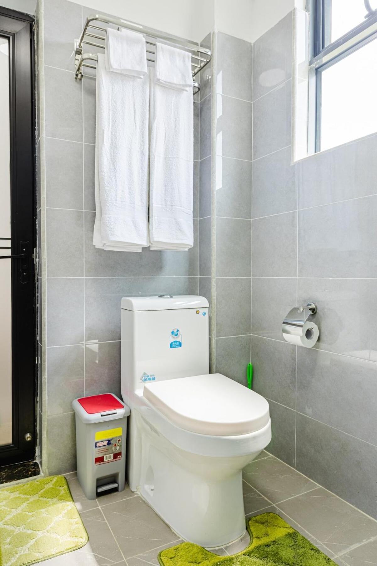 A Contemporary 2-bedroom Master Ensuite Unit - Kilimani Apartment