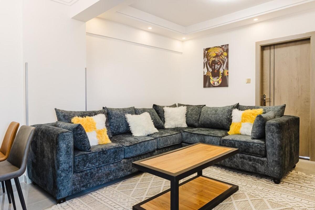 A Contemporary 2-bedroom Master Ensuite Unit - Kilimani * Nairobi