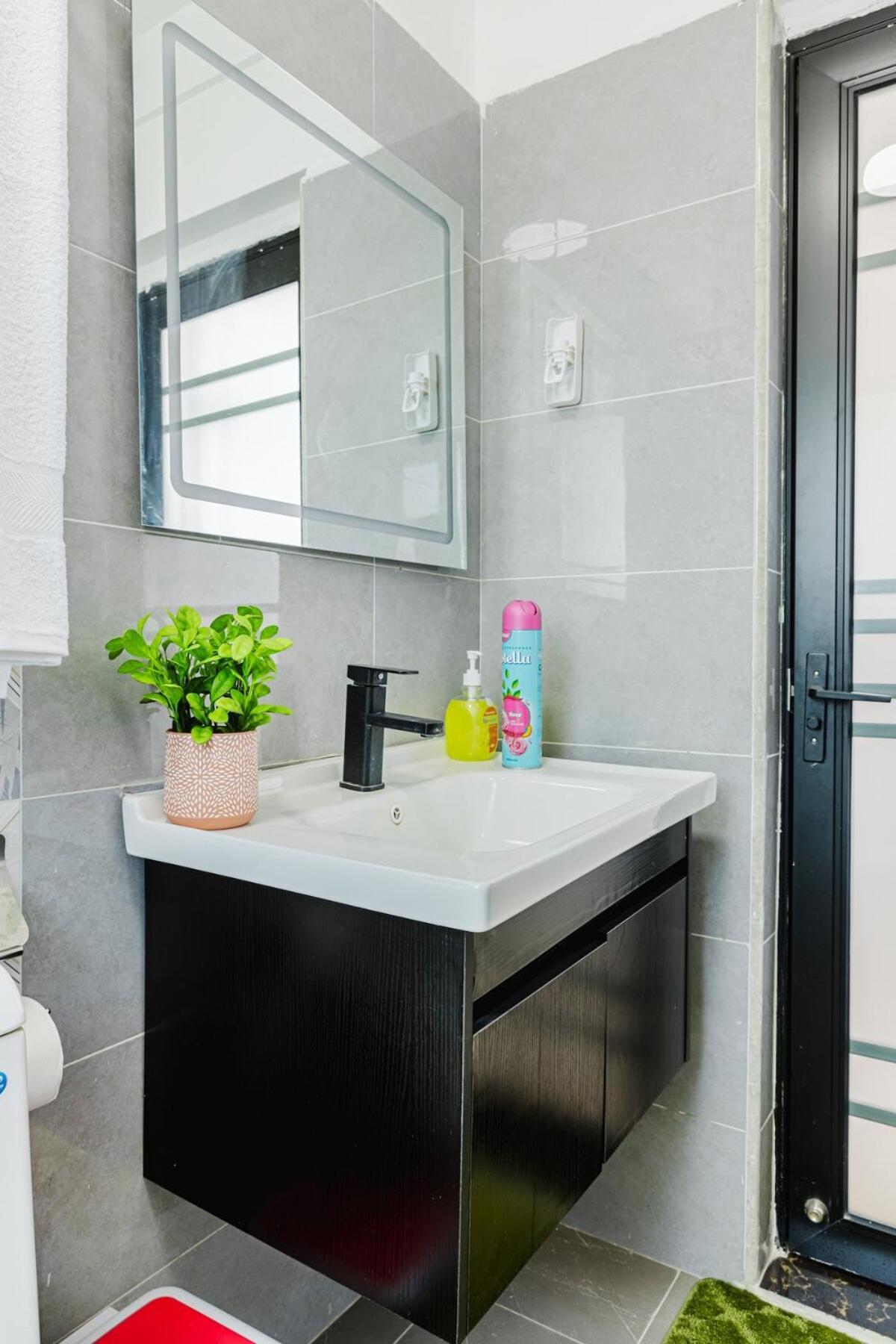 A Contemporary 2-bedroom Master Ensuite Unit - Kilimani Apartment