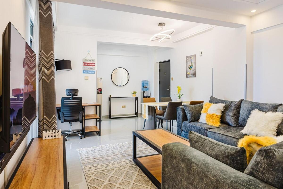 A Contemporary 2-bedroom Master Ensuite Unit - Kilimani Apartment *