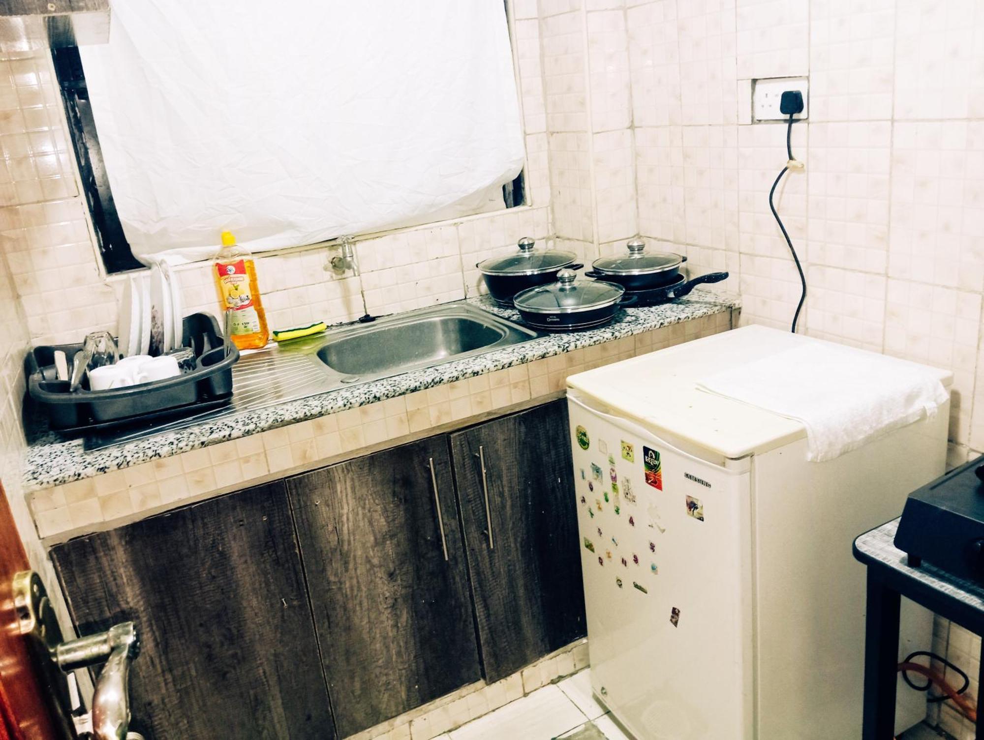 Zalekhomes Bed & Breakfast *