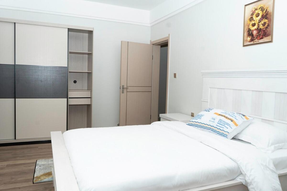 Easy Escape Apartment