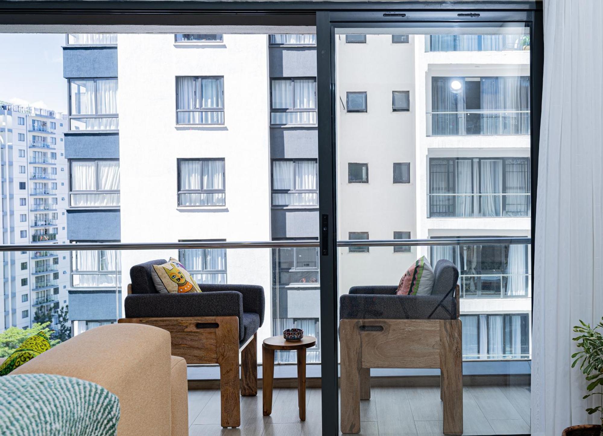 Riverside Square Two Bedroom Apartment, Swimming Pools, Gym, Workspace, Wonderiss Homes Westland Living Apartment