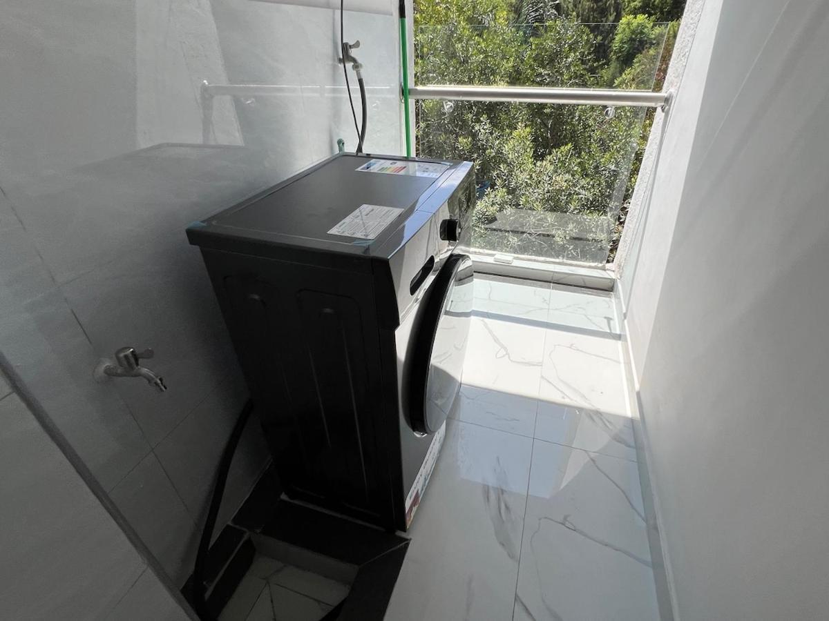 2 Bedrooms 2 Bathrooms Kilimani Apartment *
