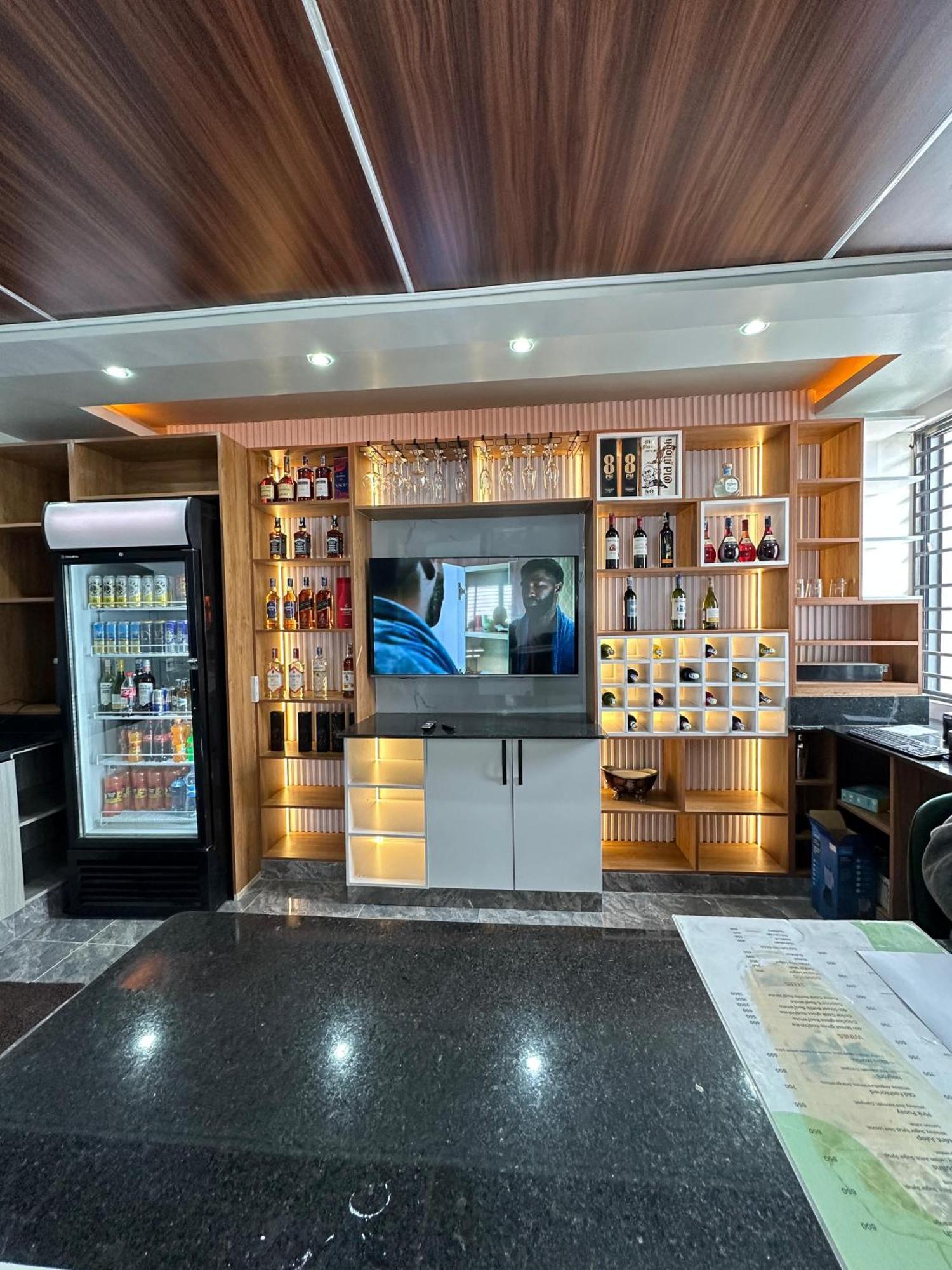 Serenity Stays, Modern-1 Bedroom Near Yaya Centre * Nairobi
