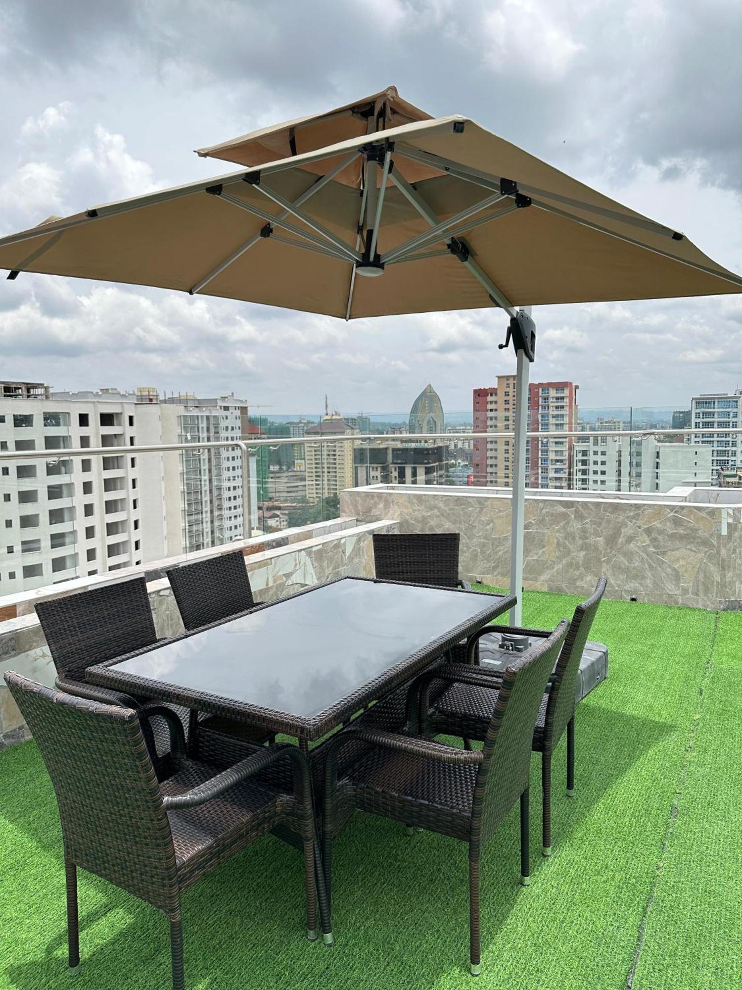 Serenity Stays, Modern-1 Bedroom Near Yaya Centre *