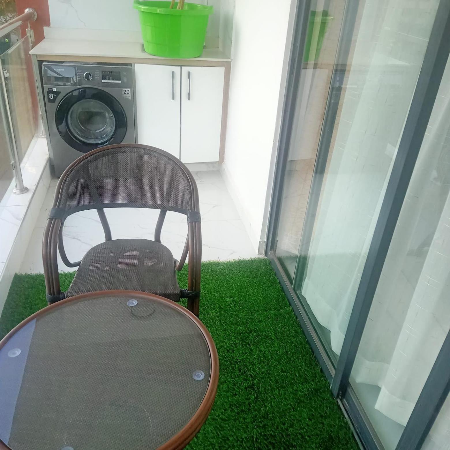 Lyne Homes *