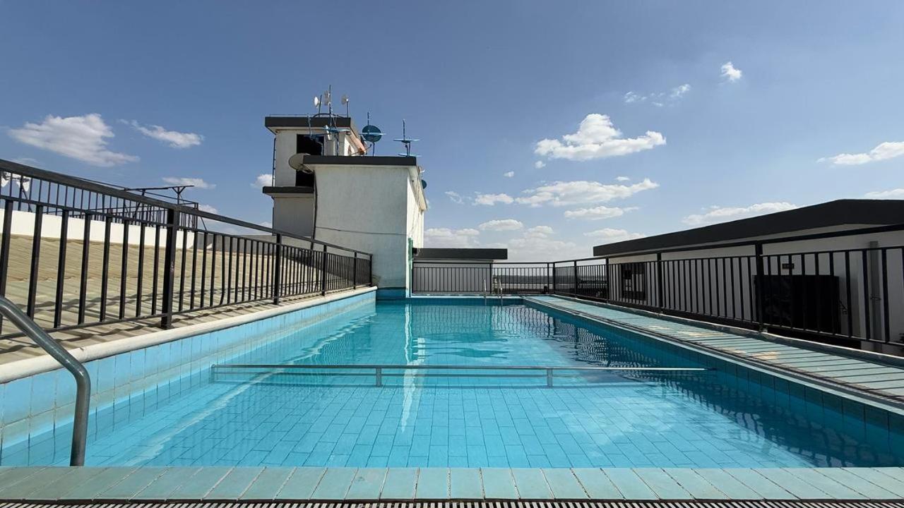 Zanzi Luxury
