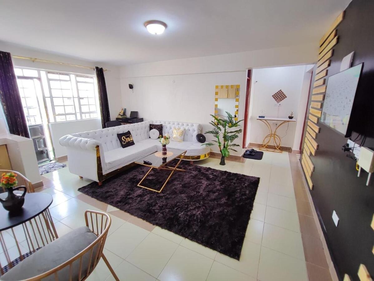 The White House In White House-thome Garden Estate