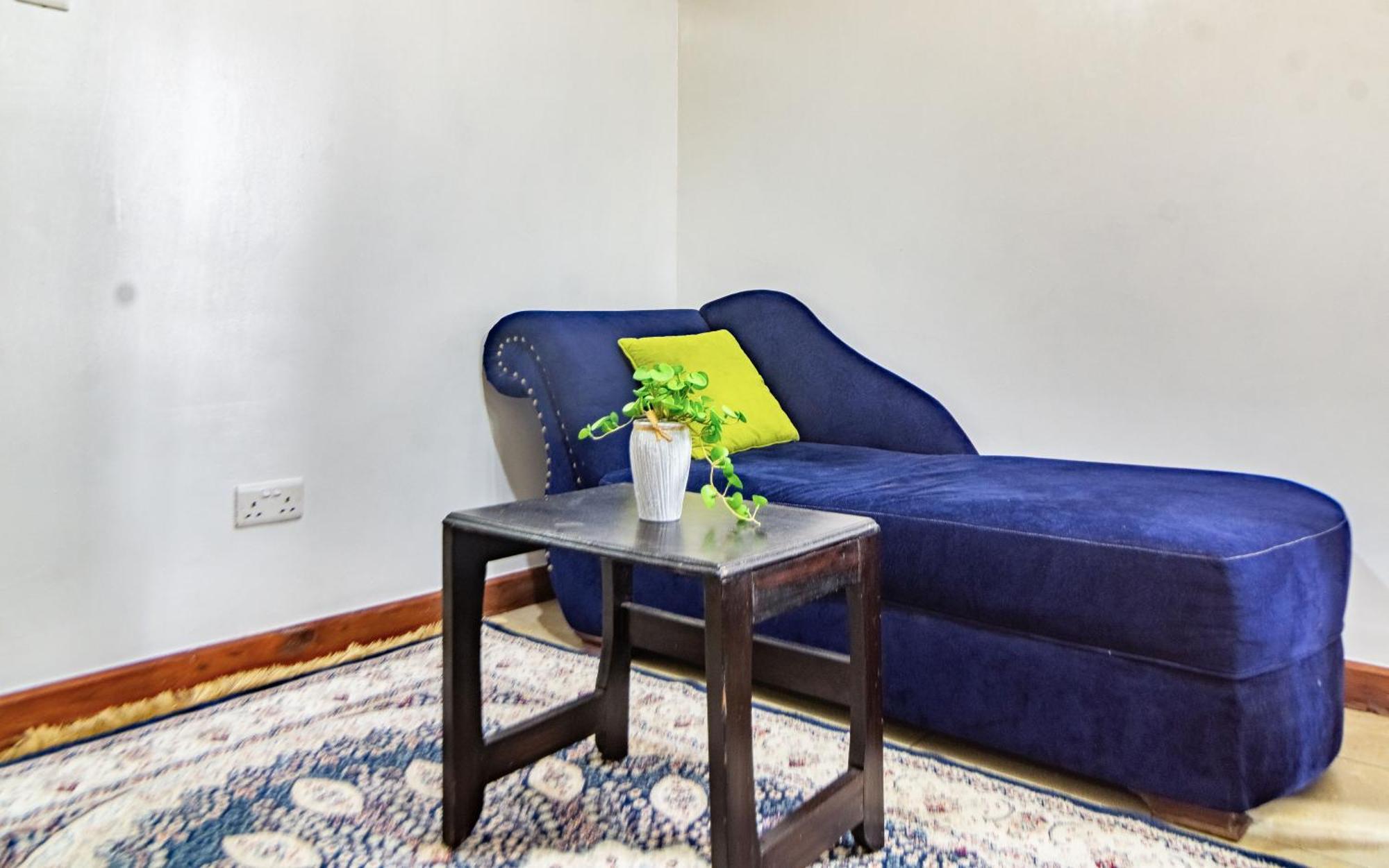 Lily Apartment