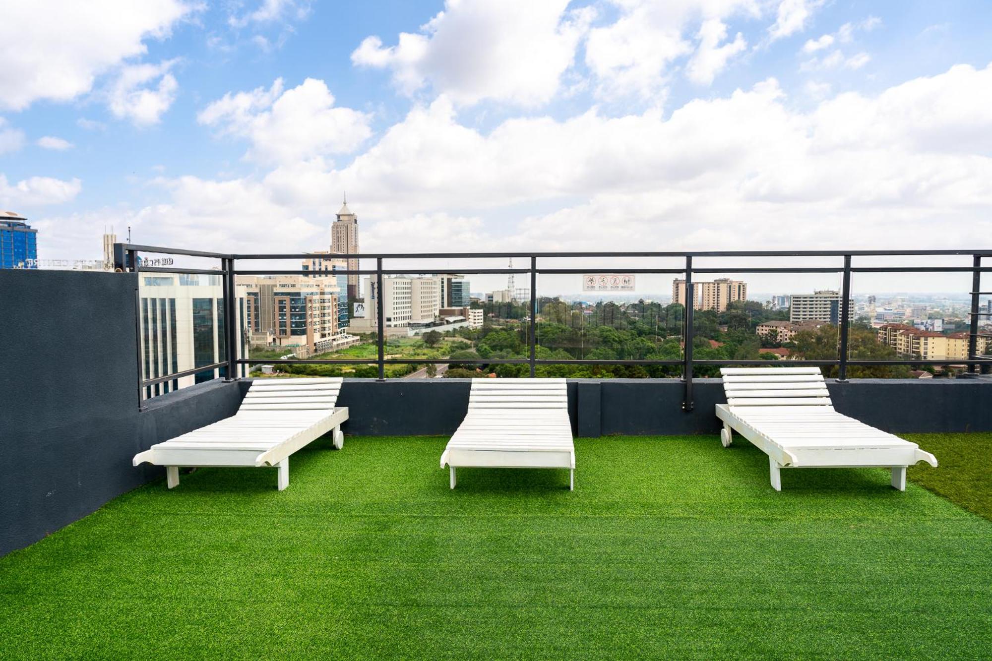 Modern 1br In Upperhill, *