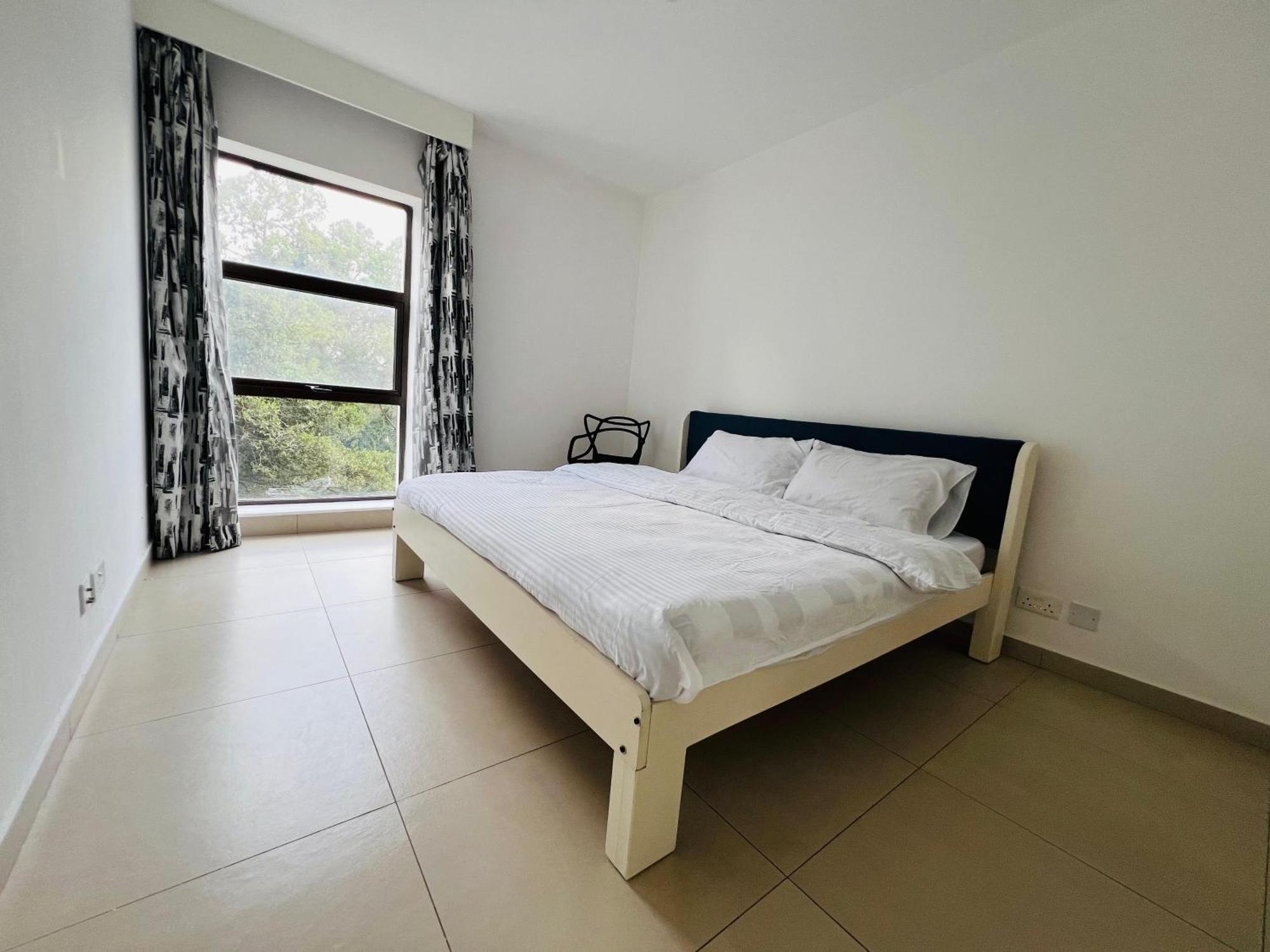 Luxury 2-bedroom - Lavington Apartment