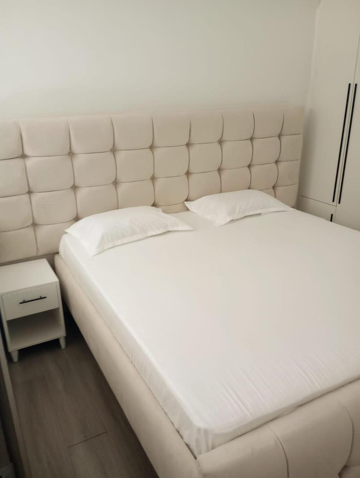 C13-04 Oasis Gardens Apartment