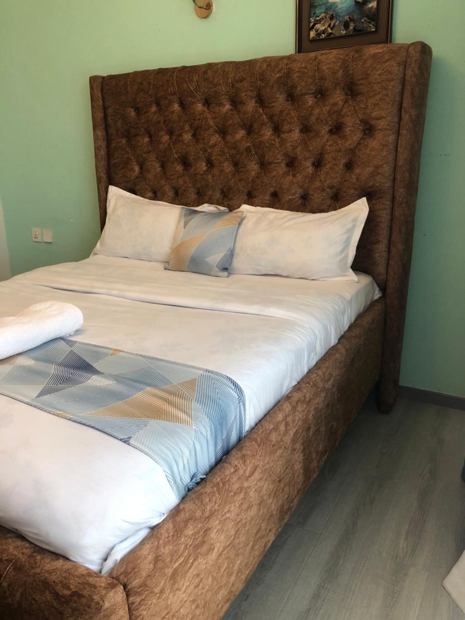 Comfortable 2 Bedroom At Sandal Wood Apartment