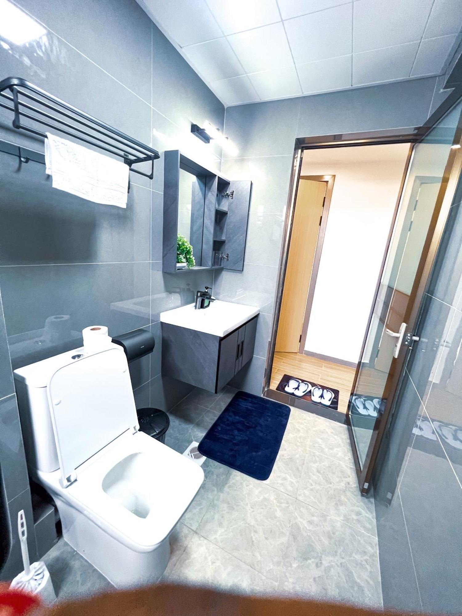 Riverside View Apartment