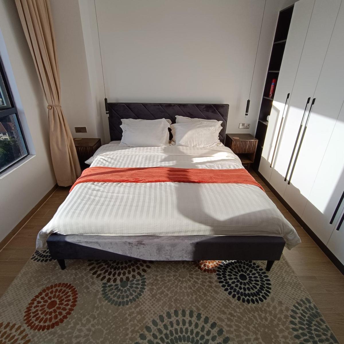 Homely And Spacious 2 Bed At Marina Bay