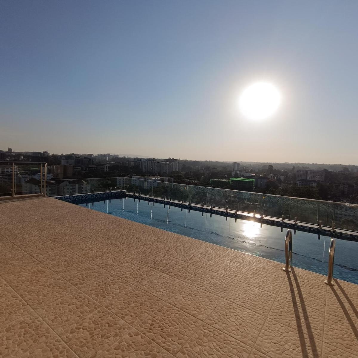 Homely And Spacious 2 Bed At Marina Bay * Nairobi