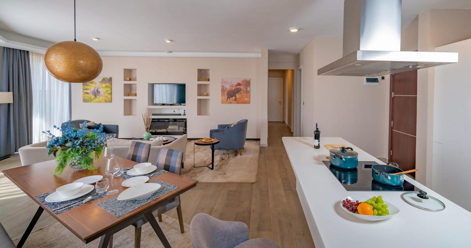 Aparthotel The Curve By The Park -