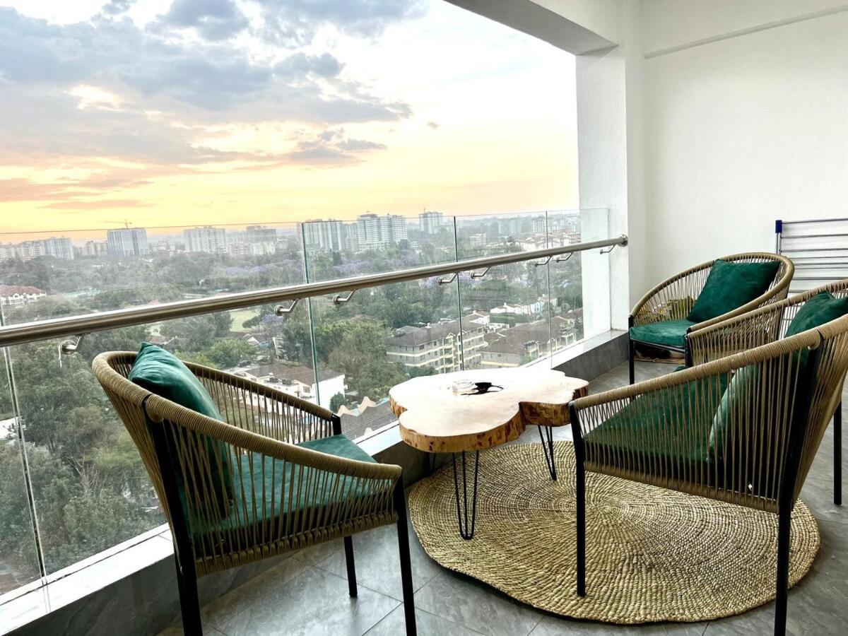 Stylish 2br Sunset View Pool Gym Sauna Work Desk *