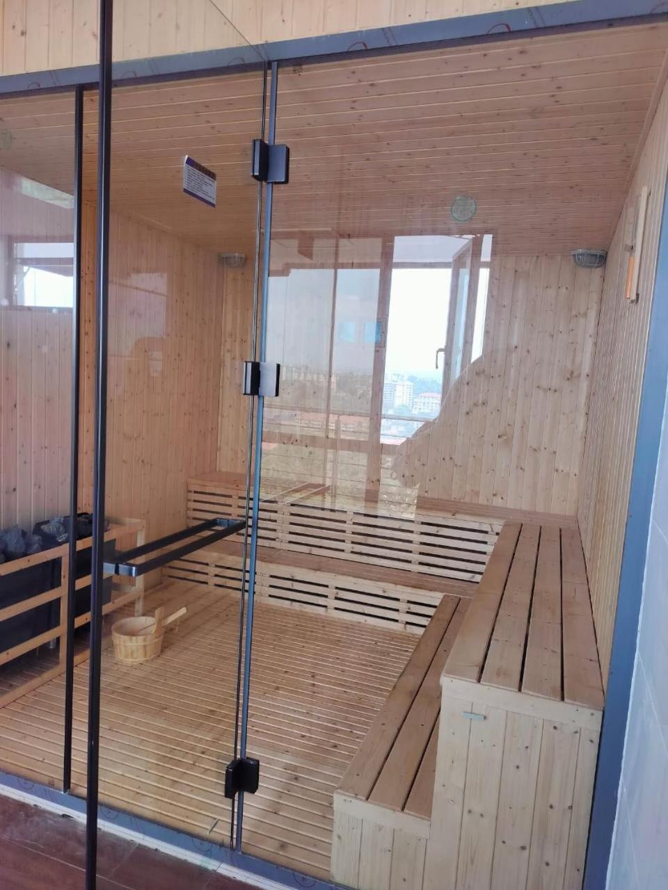 Apartment Stylish 2br Sunset View Pool Gym Sauna Work Desk