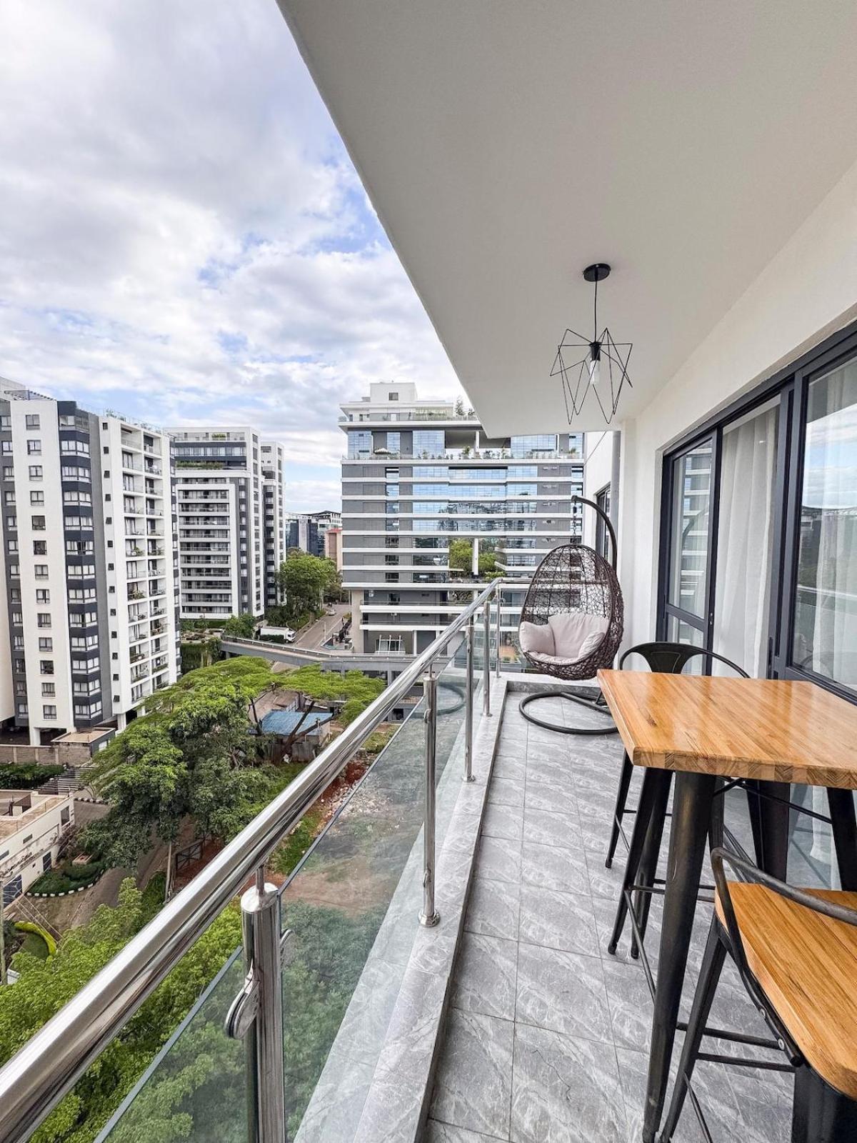 Skyline Cityviews,gym , 109 Riverside -westlands *