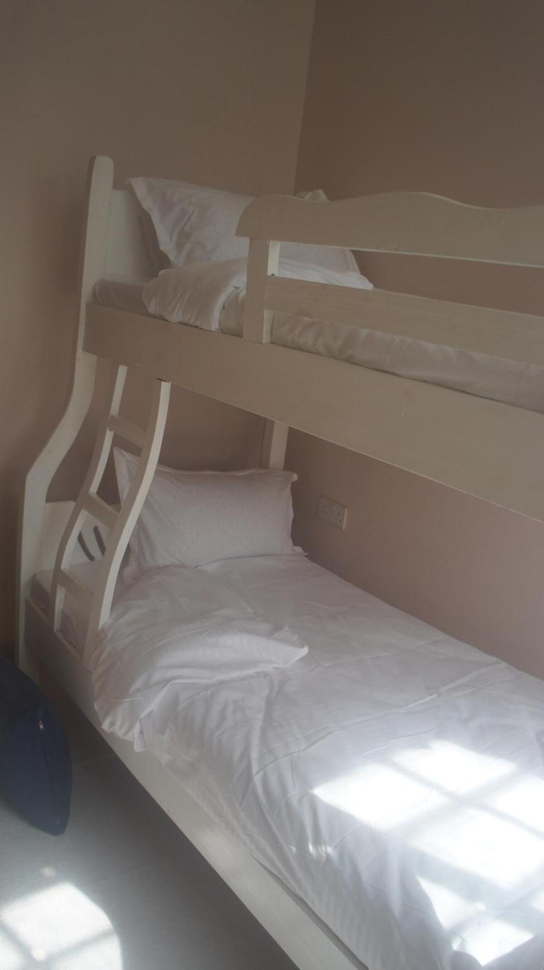 Apartment Cozy Japandi Fast Wifi & Close To Cbd