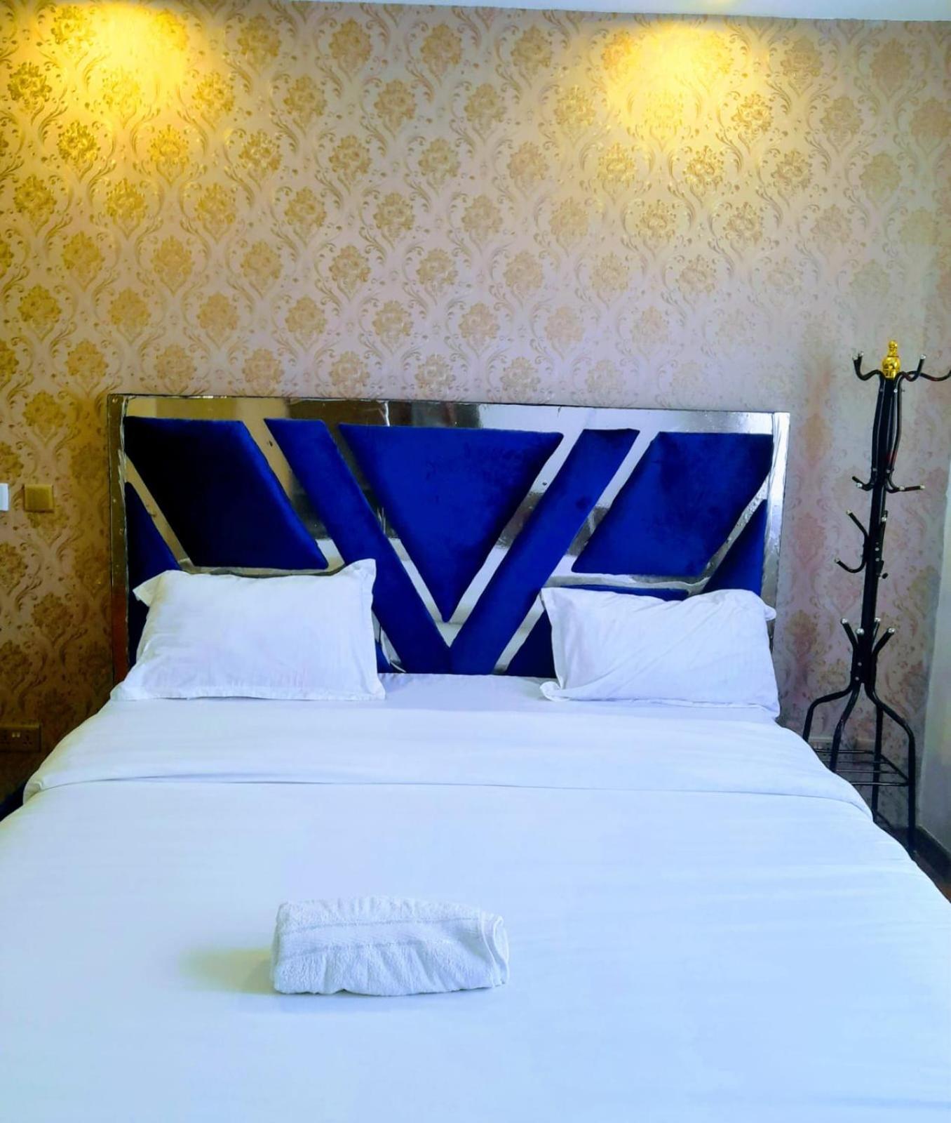 Celestial Three Bedroom With Heated Swimming Pool Fully Equipped Gym Ample Parking Space Children Playing Ground And A Relaxing Rooftop With Amazing Scenic Views * Nairobi