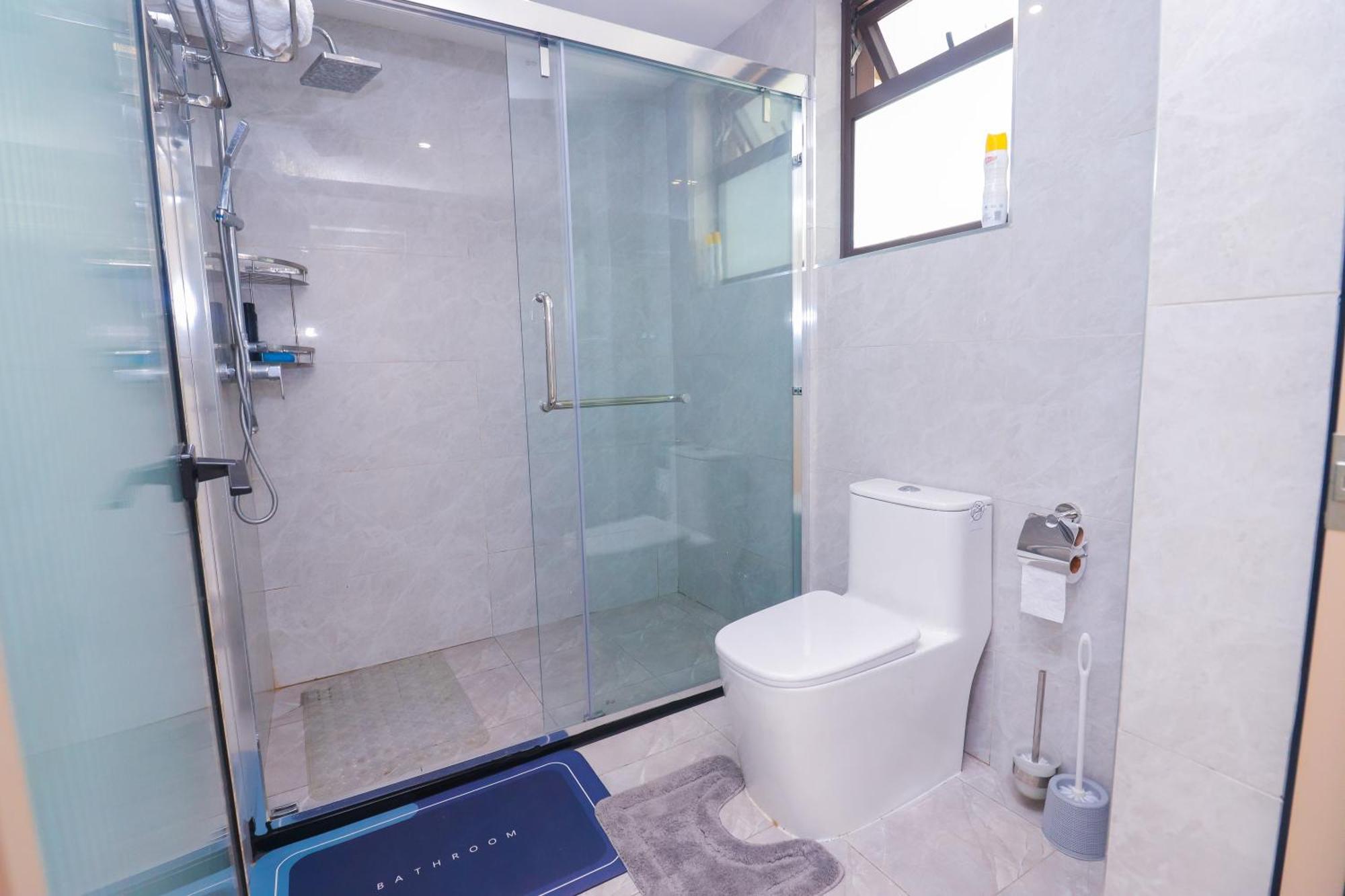 Apartment Leshwa House 1 *