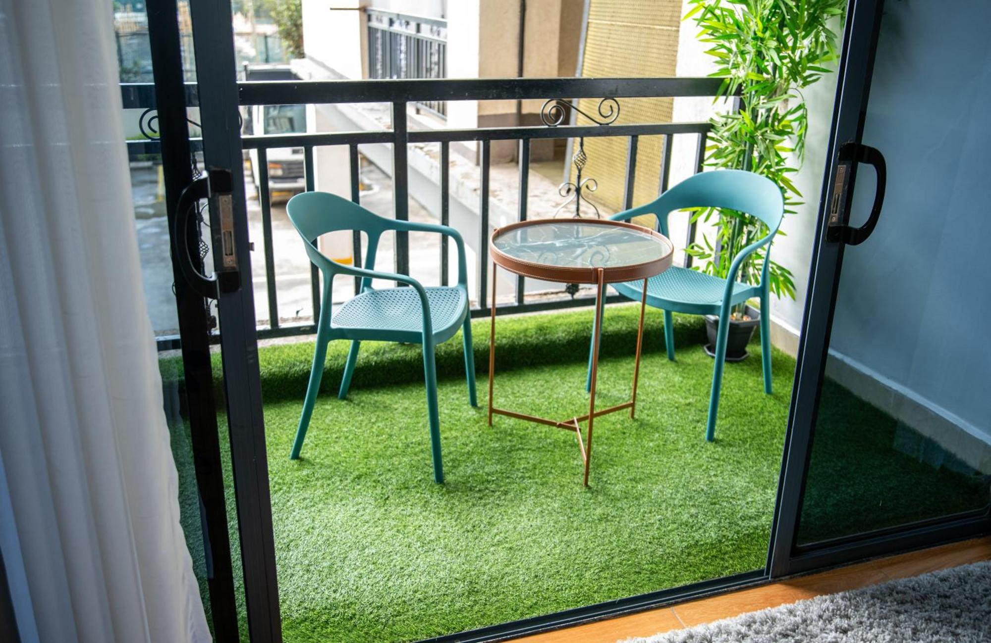 Apartment Luxurious-2 Bedroom With A Swimming Pool In Kilimani Nairobi