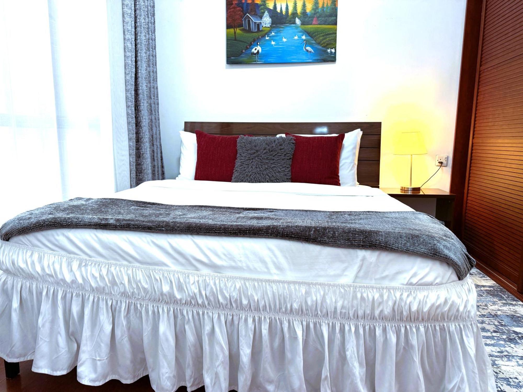 Luxurious-2 Bedroom With A Swimming Pool In Kilimani Nairobi