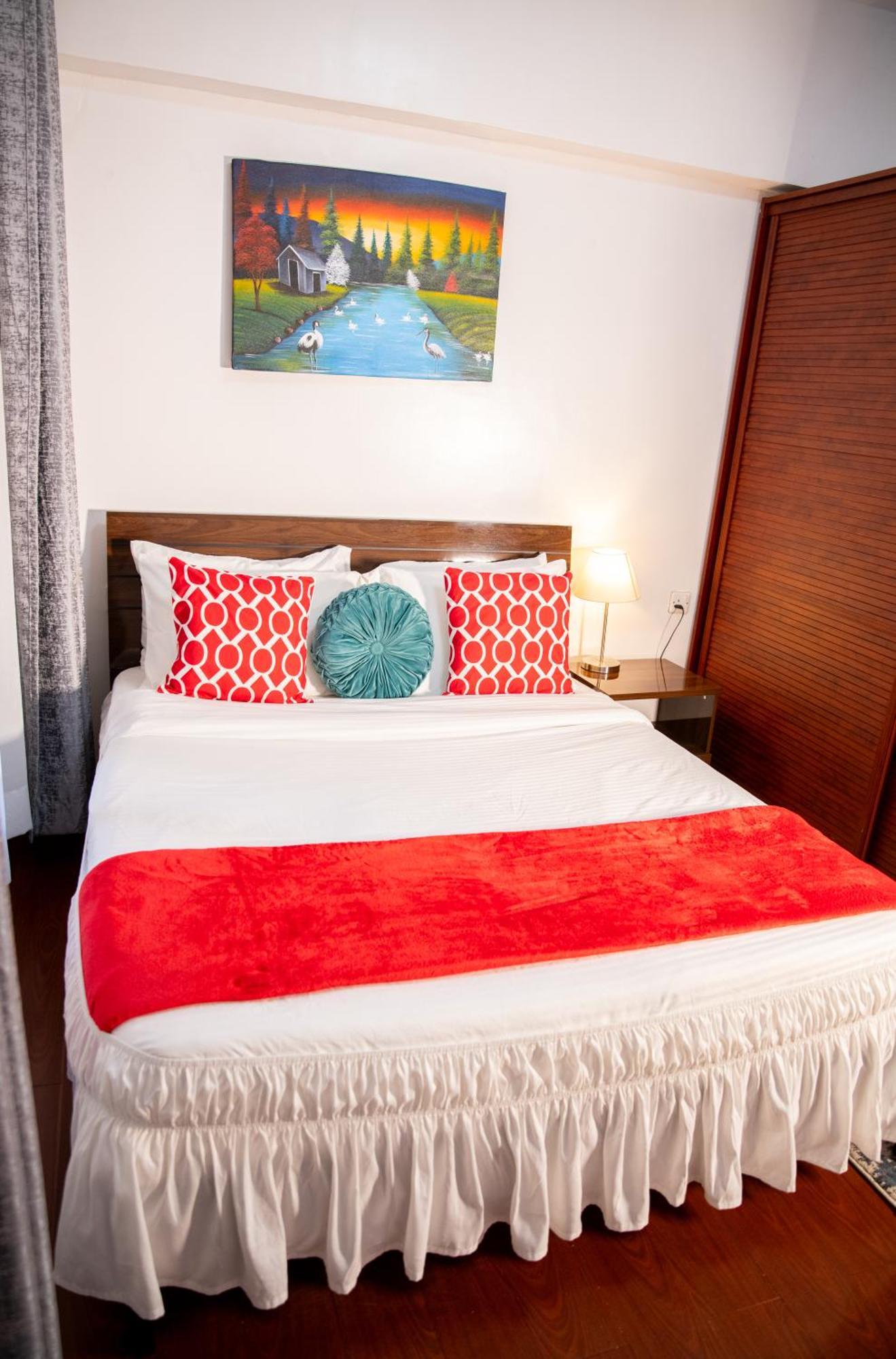Luxurious-2 Bedroom With A Swimming Pool In Kilimani Apartment *