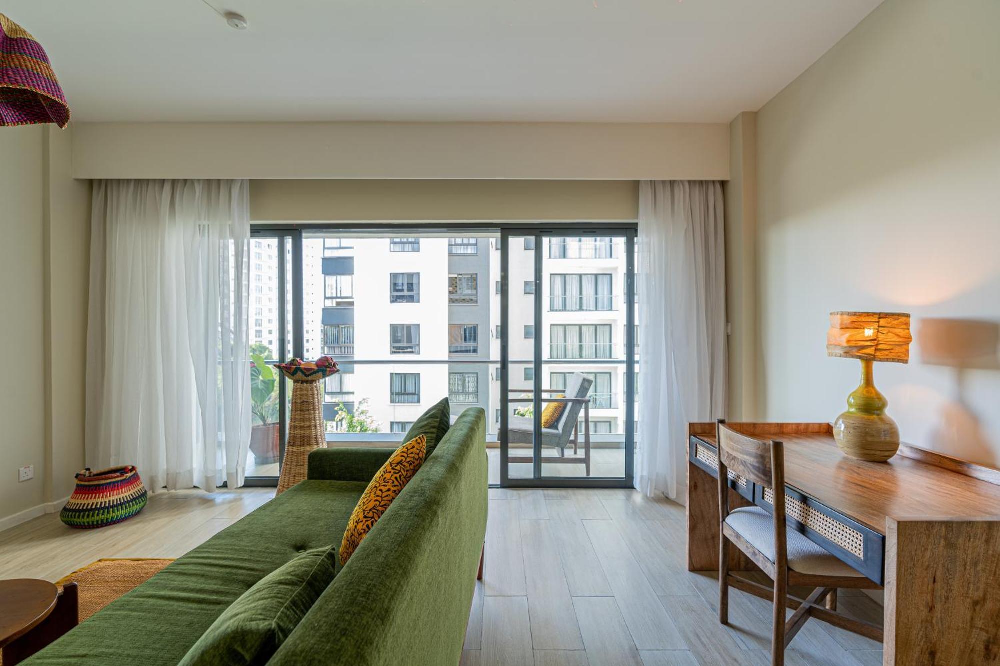 Riverside Square Two Bedroom Apartment, Swimming Pools, Gym, Workspace, Wonderiss Homes Westland Living *