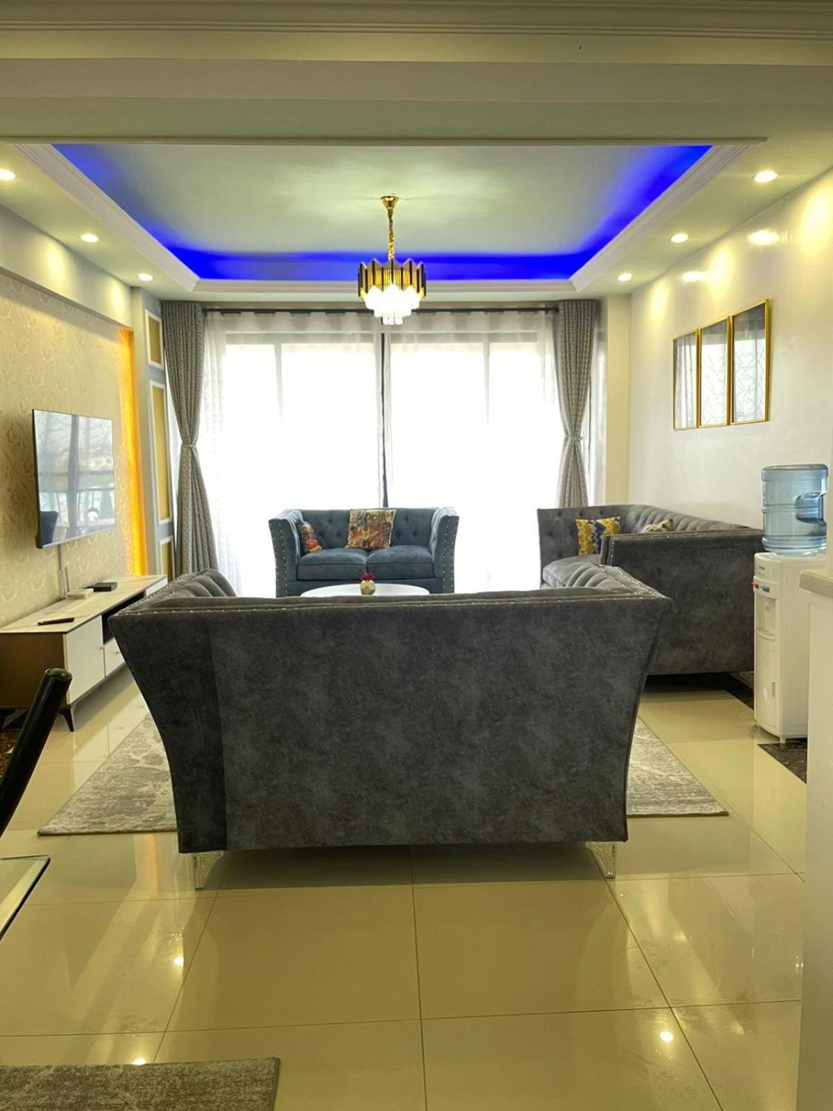 Serene Escape With Chidren Playing Ground,private Parking Space, Swimming Pool, Fully Equipped Gym And Unbeatable Views *